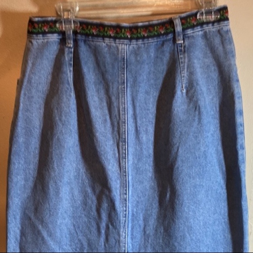 Vintage Denim Maxi Skirt - Picture 6 of 9